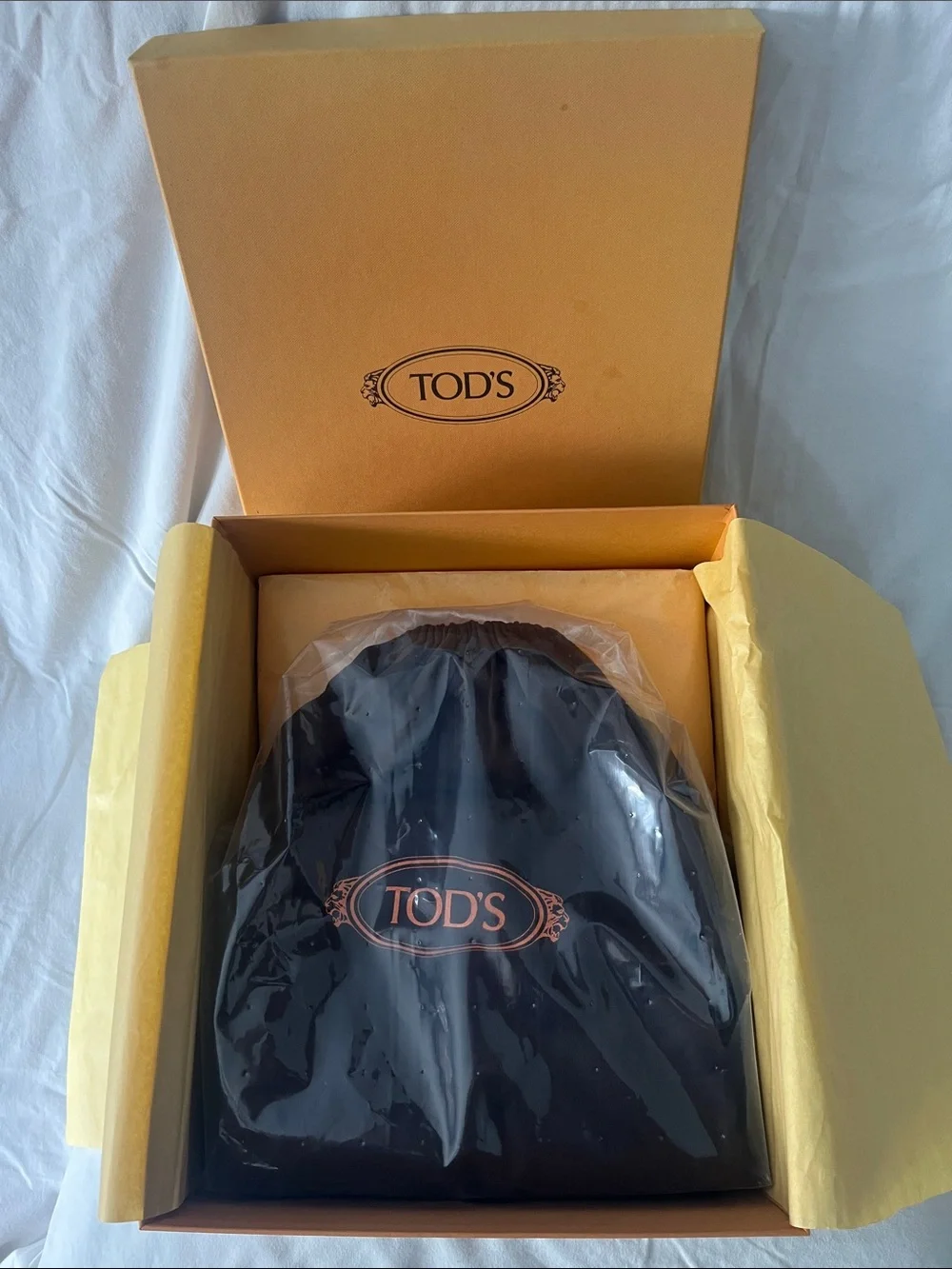 Tods structured leather